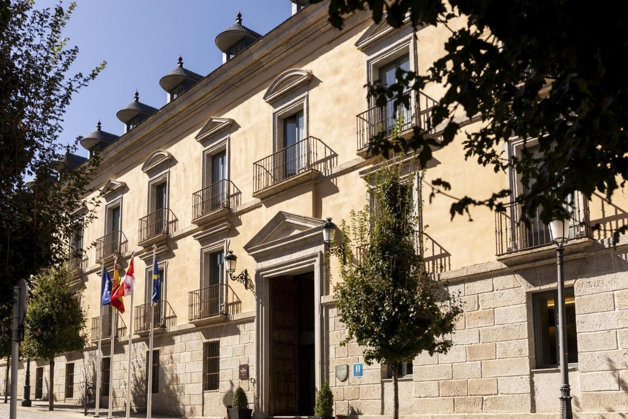 Parador De La Granja San Ildefonso Εξωτερικό φωτογραφία